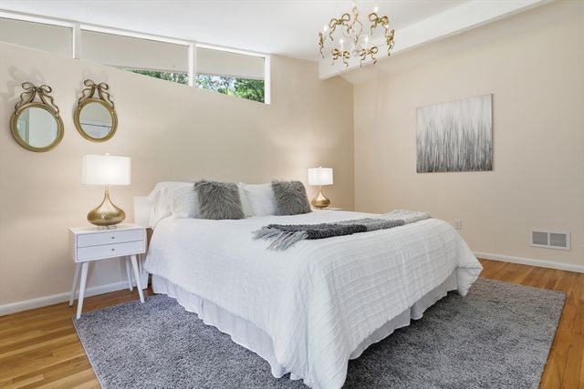 430 Heald Rd, Carlisle, MA 01741
