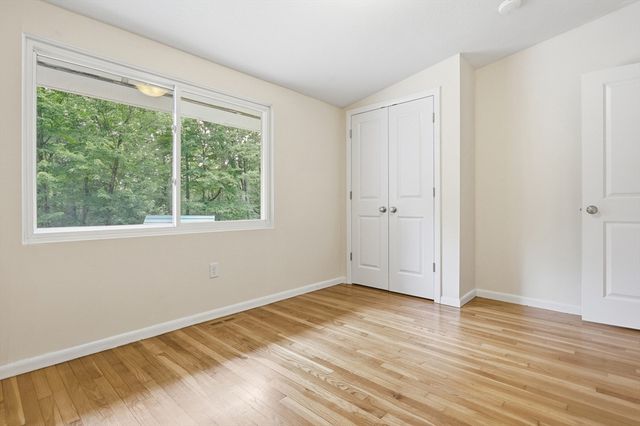 430 Heald Rd, Carlisle, MA 01741
