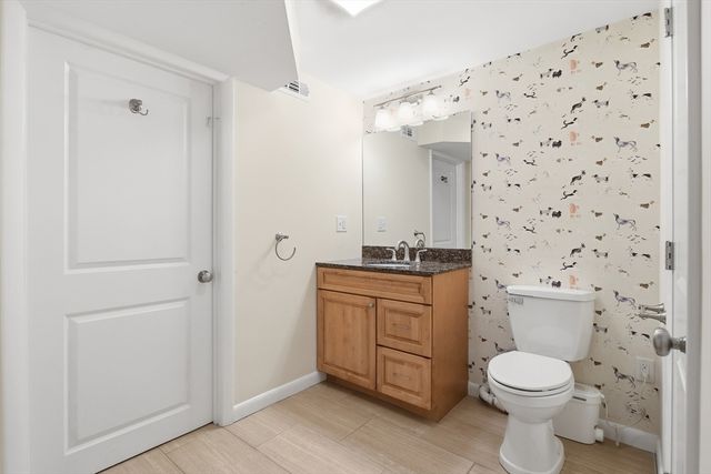 430 Heald Rd, Carlisle, MA 01741