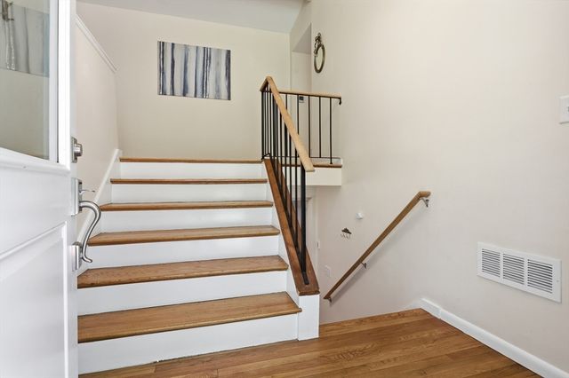 430 Heald Rd, Carlisle, MA 01741