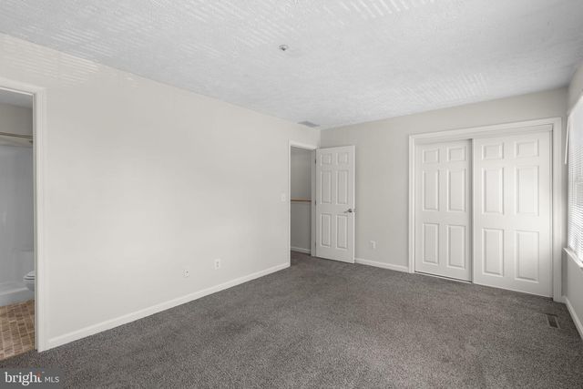 1043 DEBBIE AVE, Baltimore, MD 21221