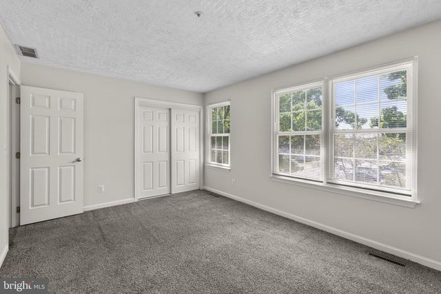 1043 DEBBIE AVE, Baltimore, MD 21221