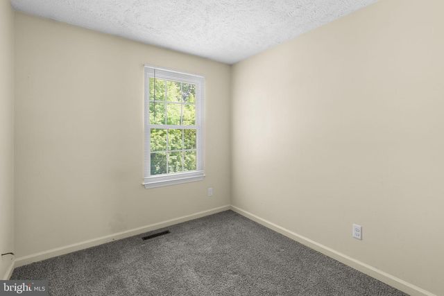 1043 DEBBIE AVE, Baltimore, MD 21221