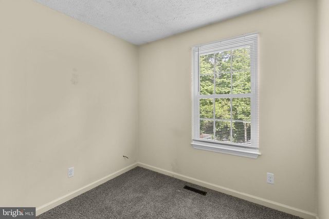1043 DEBBIE AVE, Baltimore, MD 21221
