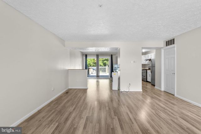 1043 DEBBIE AVE, Baltimore, MD 21221