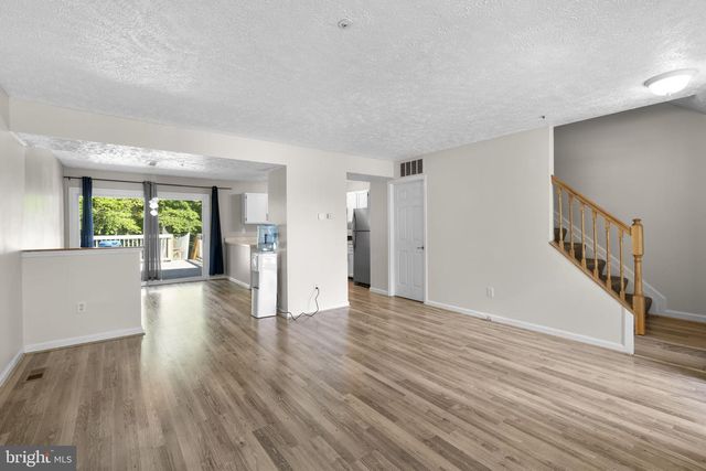 1043 DEBBIE AVE, Baltimore, MD 21221
