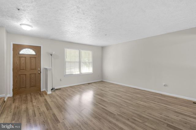 1043 DEBBIE AVE, Baltimore, MD 21221
