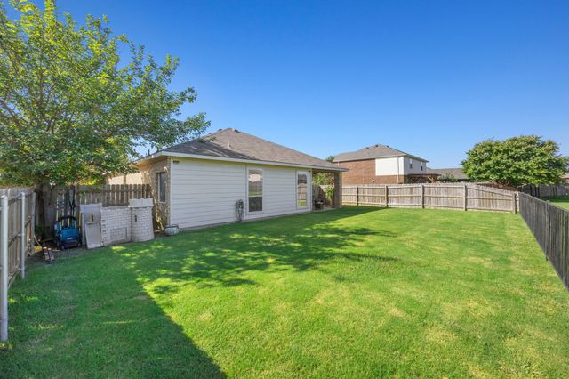 1016 Vista View Drive, Burleson, TX 76028