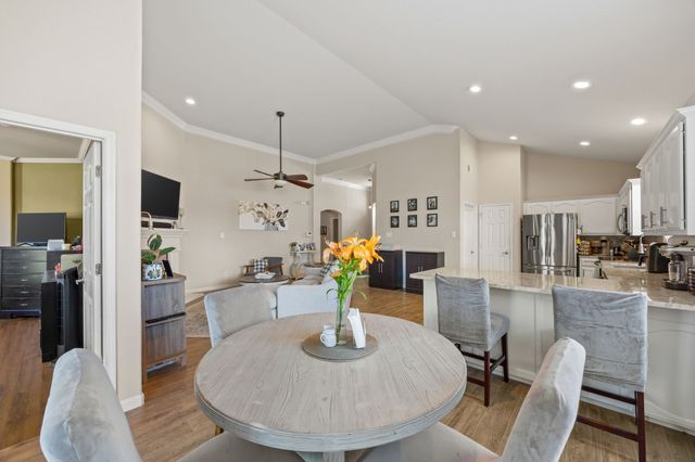1016 Vista View Drive, Burleson, TX 76028
