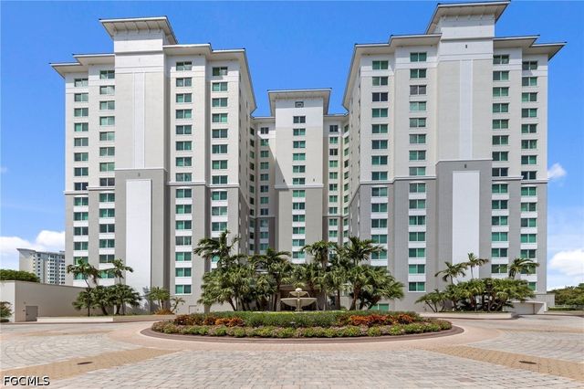 265 Indies WAY 602, Naples, FL 34110