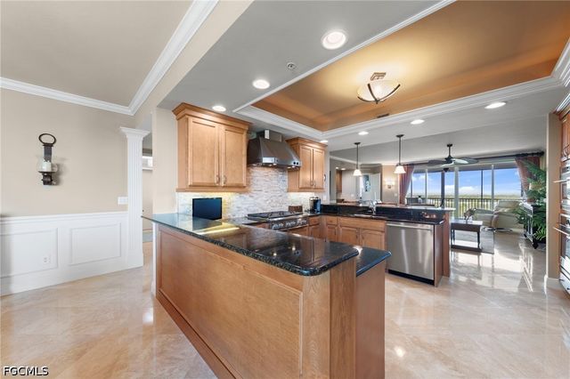 265 Indies WAY 602, Naples, FL 34110
