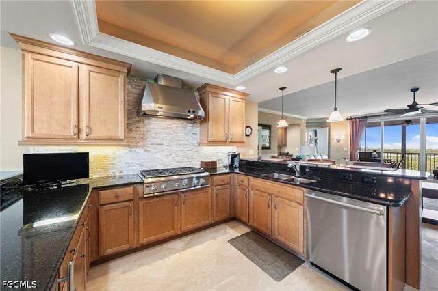 265 Indies WAY 602, Naples, FL 34110
