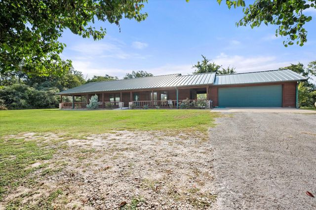 275 W Hwy 164, Donie, TX 75838
