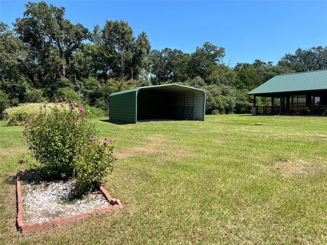 275 W Hwy 164, Donie, TX 75838