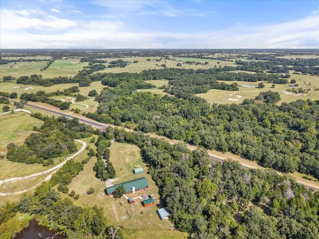 275 W Hwy 164, Donie, TX 75838