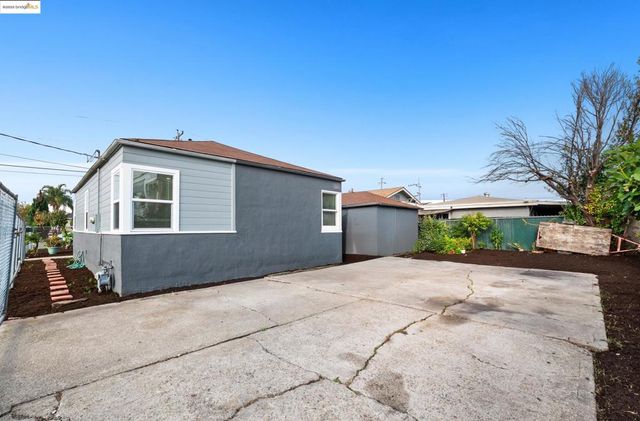 9028 A St, Oakland, CA 94603