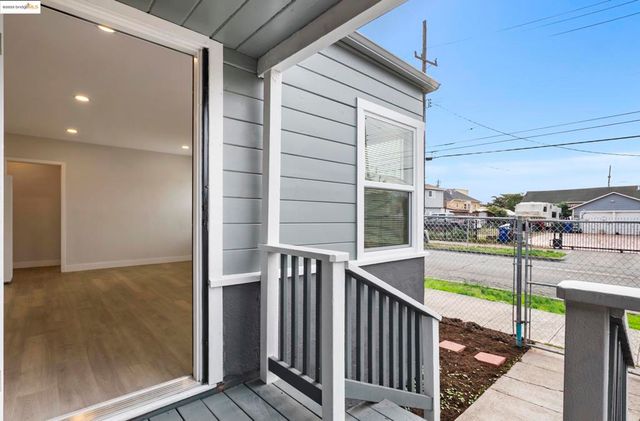 9028 A St, Oakland, CA 94603