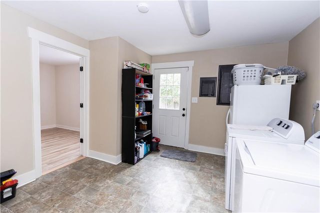 104 Schenck DR, Williamsburg, VA 23188