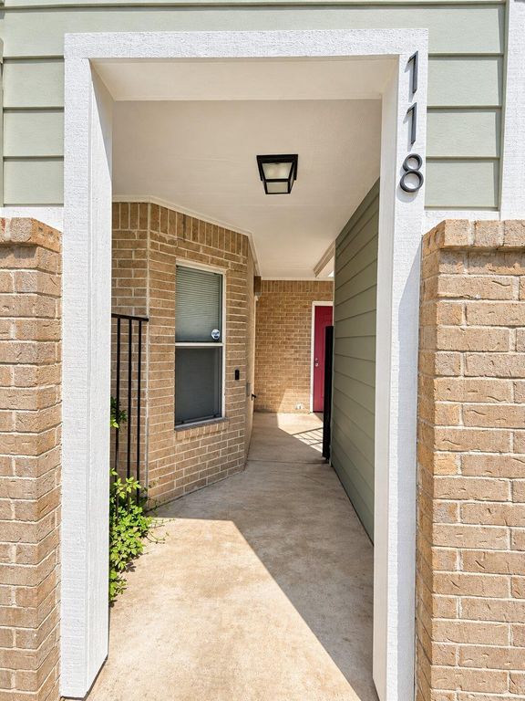2104 Cullen Ave 4-118, Austin, TX 78757