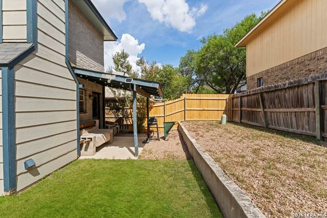 13802 Fairway Crst, San Antonio, TX 78217