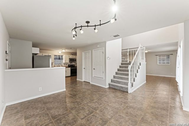 13802 Fairway Crst, San Antonio, TX 78217