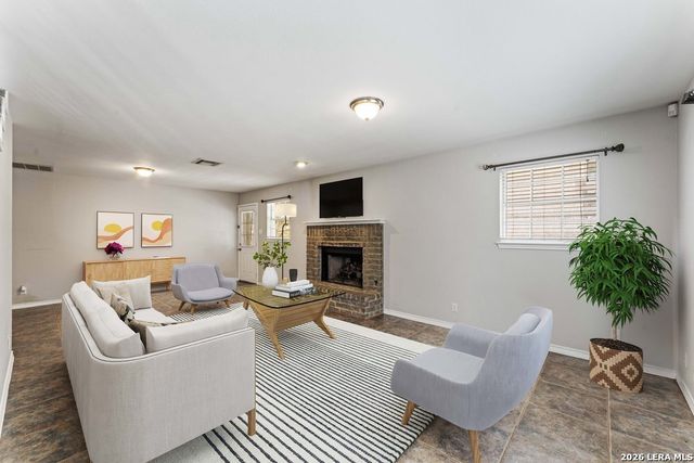 13802 Fairway Crst, San Antonio, TX 78217