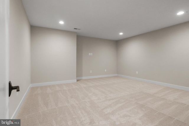 602 KINGSLEY RD SW, Vienna, VA 22180