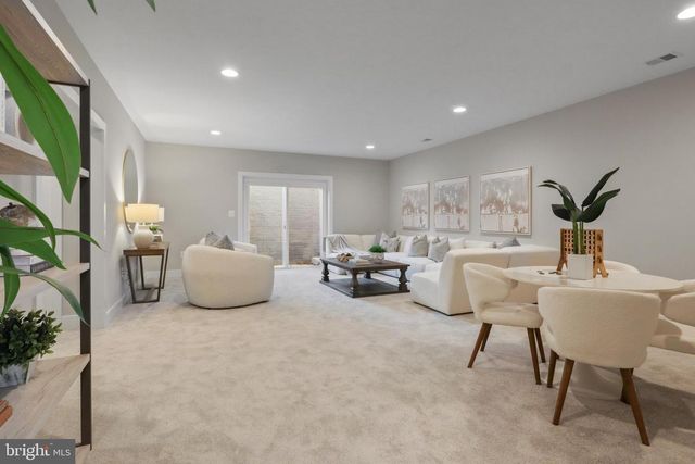 602 KINGSLEY RD SW, Vienna, VA 22180