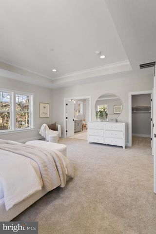 602 KINGSLEY RD SW, Vienna, VA 22180