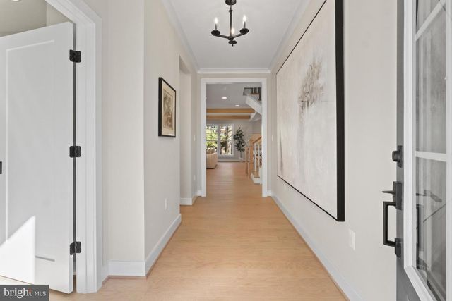 602 KINGSLEY RD SW, Vienna, VA 22180