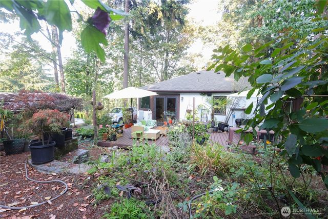10747 56th Avenue S, Seattle, WA 98178