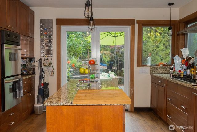 10747 56th Avenue S, Seattle, WA 98178
