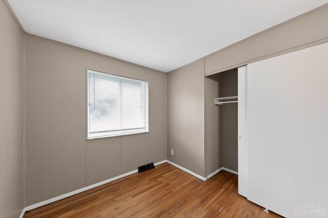 2088 N Teralta Circle, Cincinnati, OH 45211