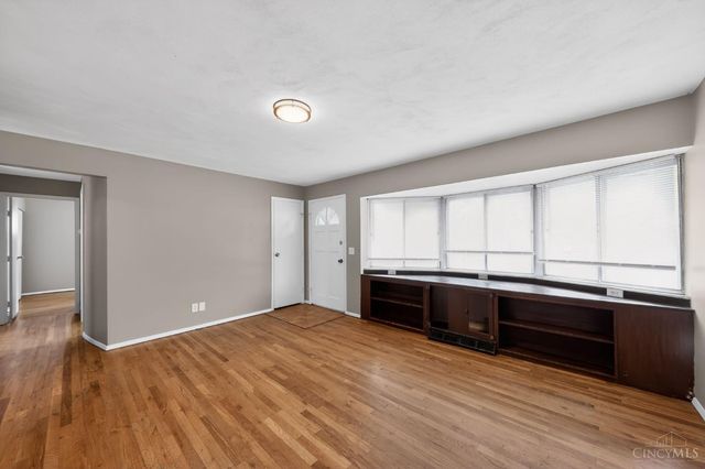 2088 N Teralta Circle, Cincinnati, OH 45211