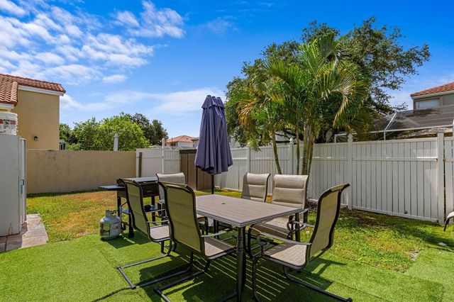 6550 Columbia Avenue, Lake Worth, FL 33467