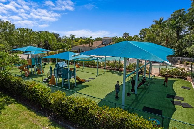 6550 Columbia Avenue, Lake Worth, FL 33467