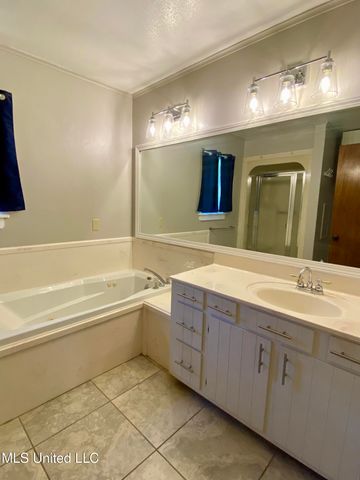 104 Baucum Road, Carriere, MS 39426