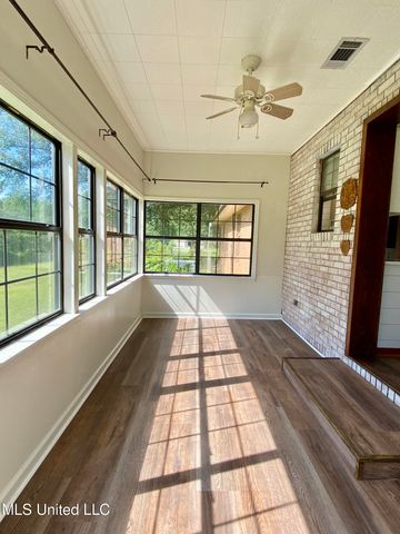 104 Baucum Road, Carriere, MS 39426