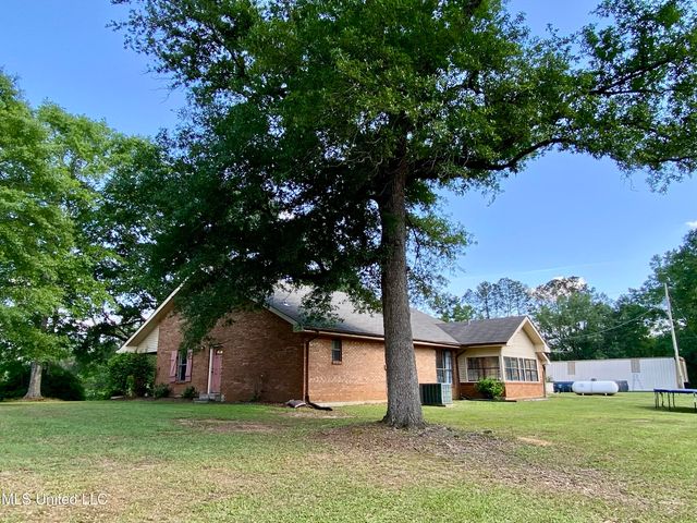 104 Baucum Road, Carriere, MS 39426
