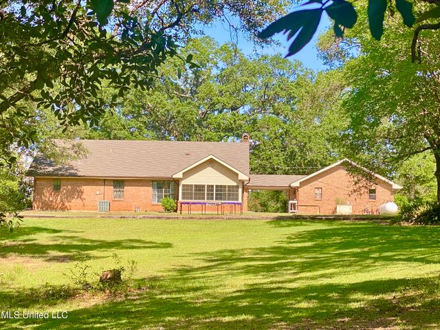104 Baucum Road, Carriere, MS 39426