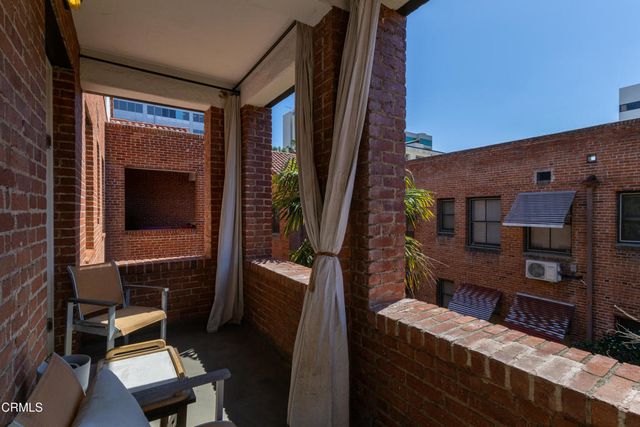 139 S Los Robles Avenue 303, Pasadena, CA 91101