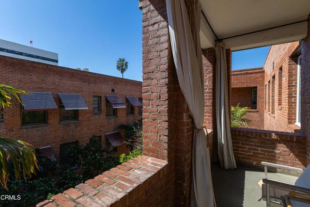 139 S Los Robles Avenue 303, Pasadena, CA 91101