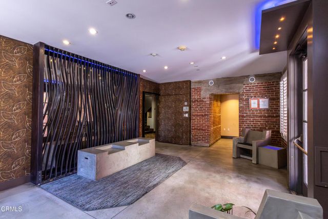 139 S Los Robles Avenue 303, Pasadena, CA 91101