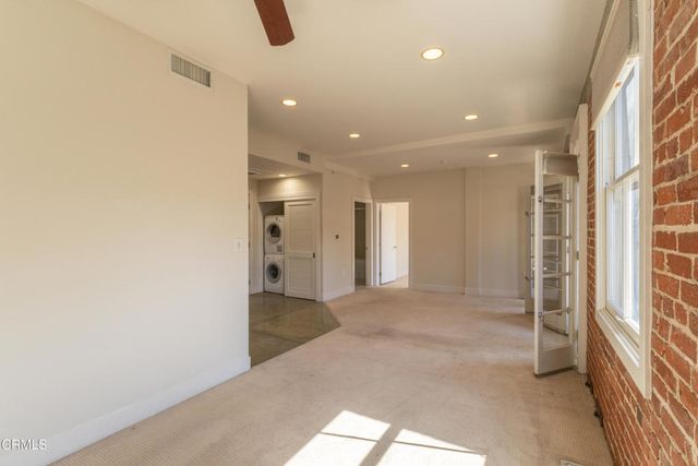 139 S Los Robles Avenue 303, Pasadena, CA 91101