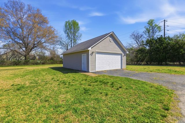 8701 Centennial Road, Jacksonville, AR 72076