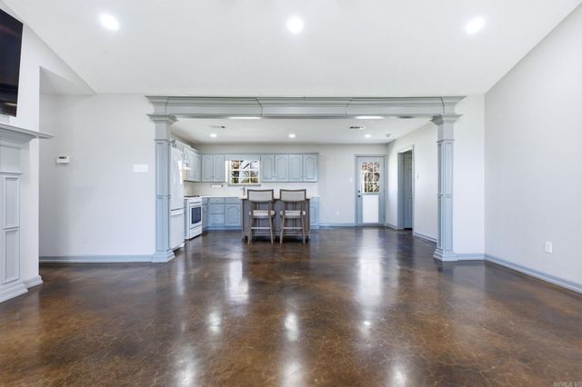 8701 Centennial Road, Jacksonville, AR 72076