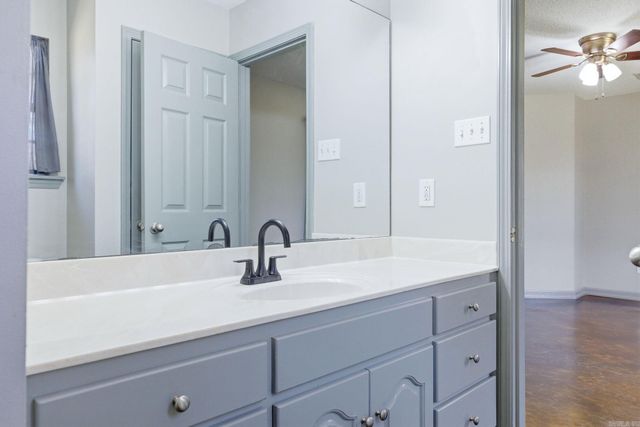 8701 Centennial Road, Jacksonville, AR 72076