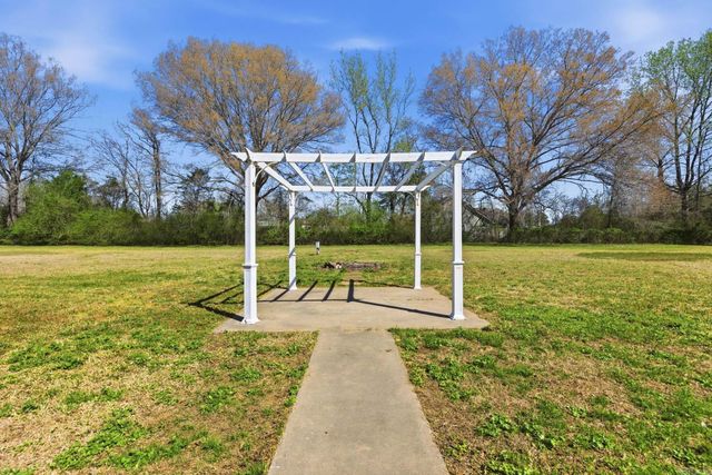 8701 Centennial Road, Jacksonville, AR 72076