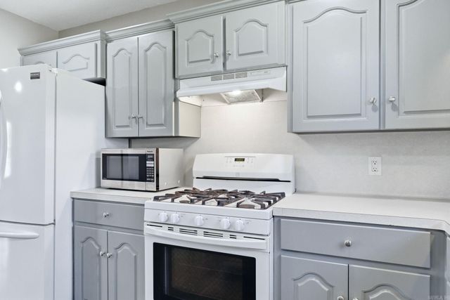 8701 Centennial Road, Jacksonville, AR 72076