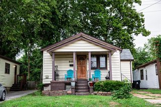 8451 Kempland Place, University City, MO 63132